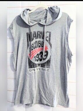Guc Marvel Double Sided Graphic Sleeveless Hooded T-shirt Size Large
